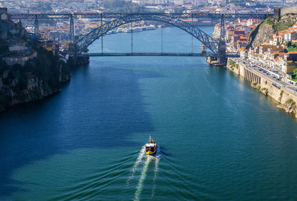 6 Bridges Cruise + FREE Port wine Tasting – Experience Pack